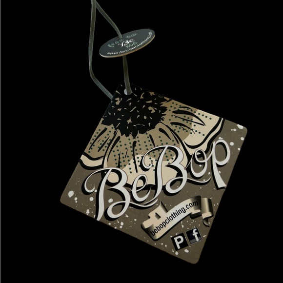 NWT white Bebop shorts size 9 juniors - Picture 5 of 6